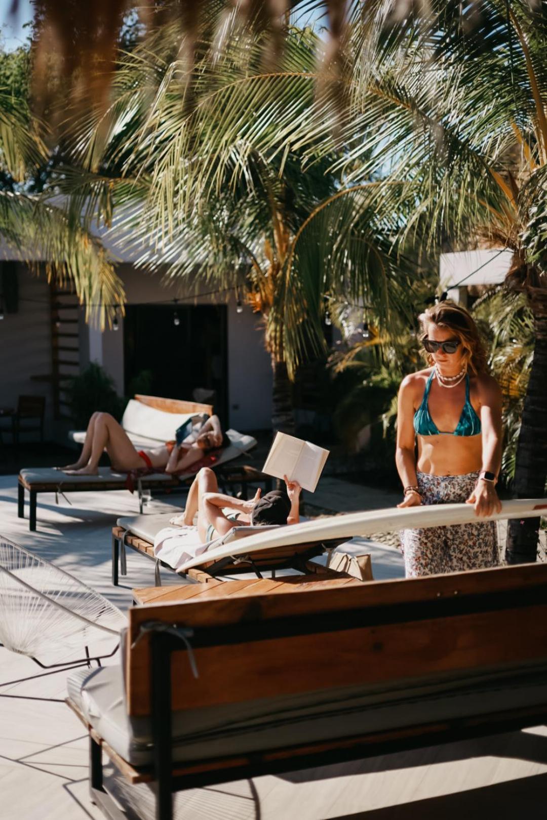 Surf And Yoga Retreat Nicaragua Hostel La Albina Luaran gambar